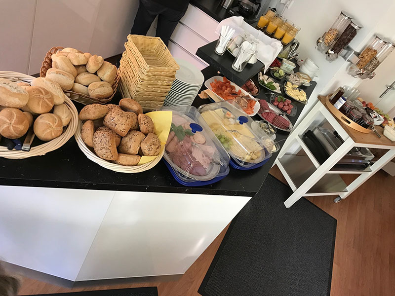 Frühstück im Innenhof